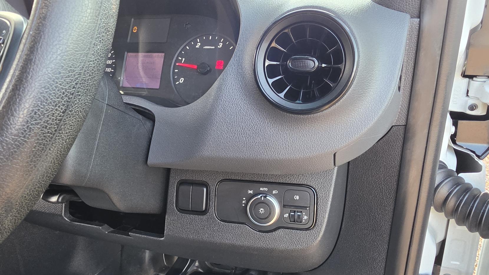2020 Mercedes-Benz Sprinter 2.1 314 CDI Panel Van 5dr Diesel Manual FWD L2 H2 Euro 6 (143 ps) - Thumbnail 18
