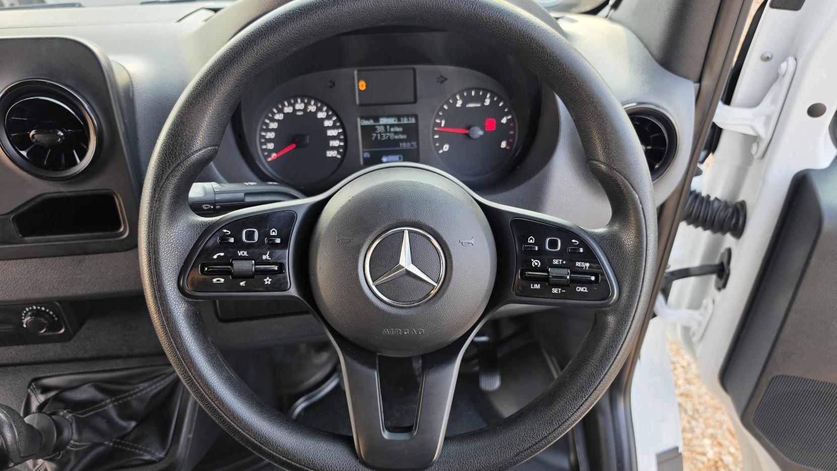 2020 Mercedes-Benz Sprinter 2.1 314 CDI Panel Van 5dr Diesel Manual FWD L2 H2 Euro 6 (143 ps) - Thumbnail 13