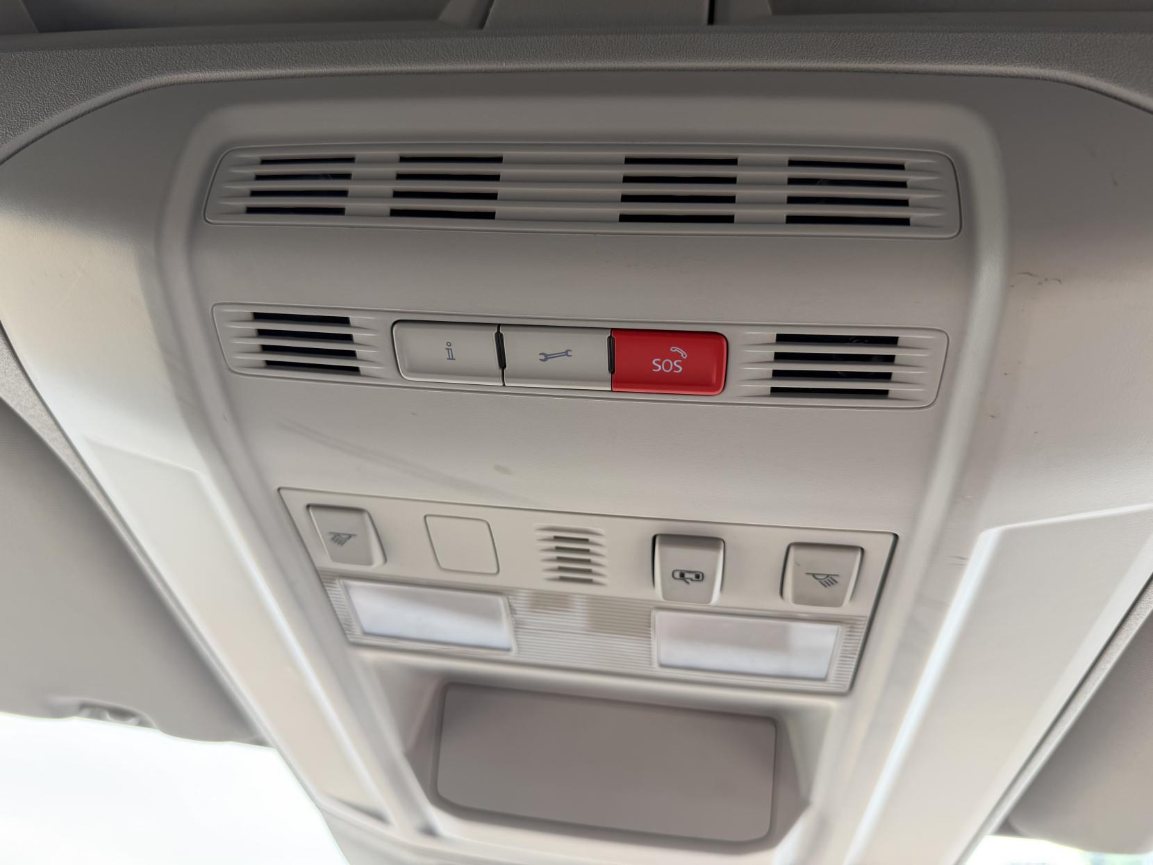 2022 Volkswagen Crafter 2.0 TDI CR35 Trendline Panel Van 5dr Diesel Manual FWD MWB Euro 6 (s/s) (140 ps) - Thumbnail 50