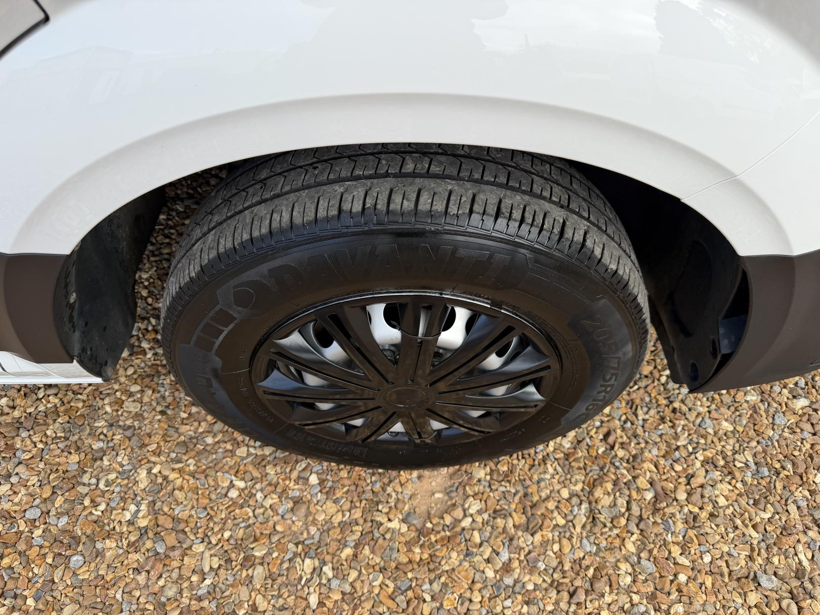 2022 Volkswagen Crafter 2.0 TDI CR35 Trendline Panel Van 5dr Diesel Manual FWD MWB Euro 6 (s/s) (140 ps) - Thumbnail 51