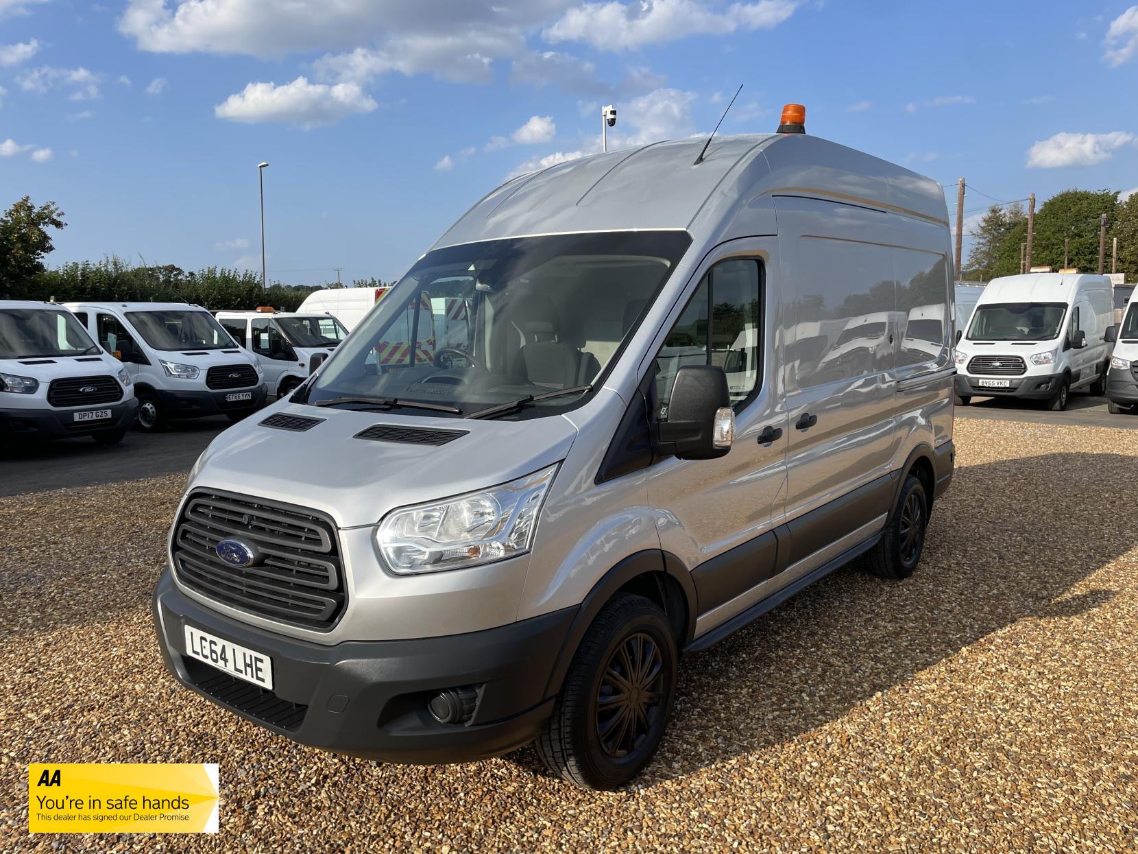 Ford Transit 2.2 TDCi 350 Panel Van 5dr Diesel Manual RWD L2 H3 Euro 5 (155 ps)