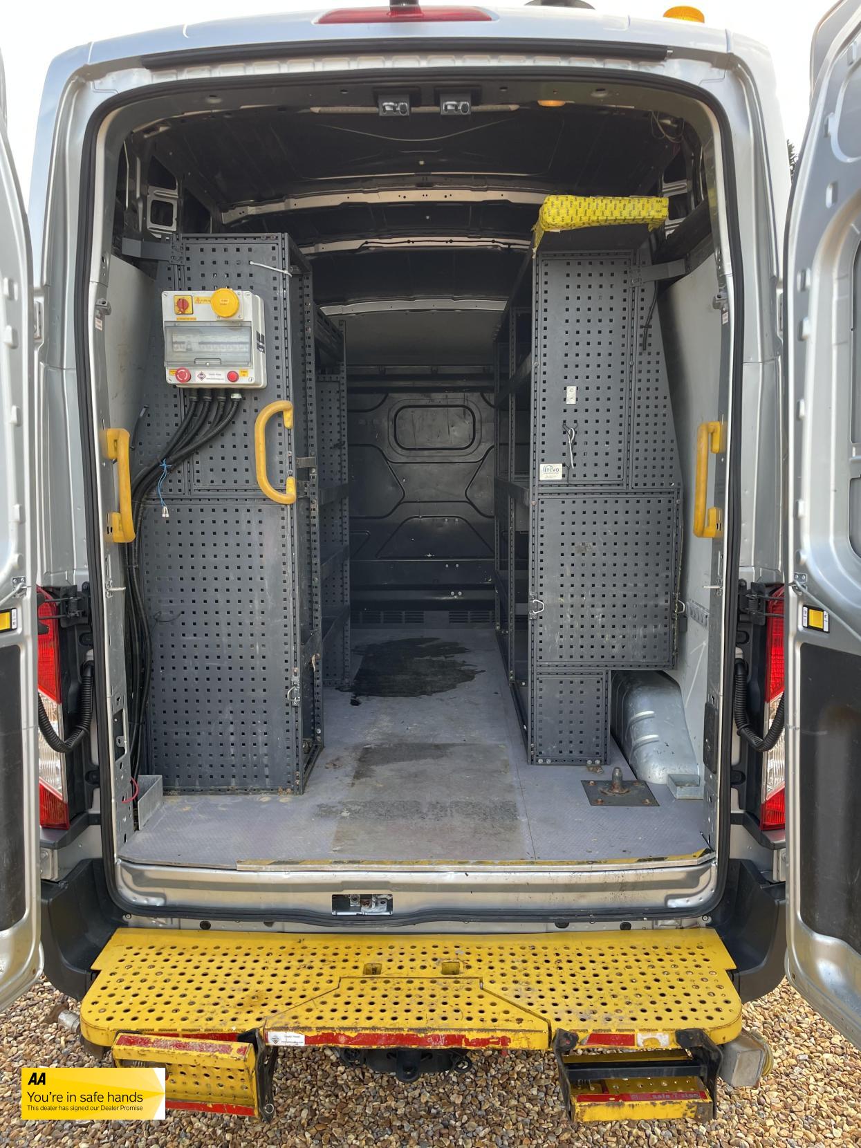 Ford Transit 2.2 TDCi 350 Panel Van 5dr Diesel Manual RWD L2 H3 Euro 5 (155 ps)
