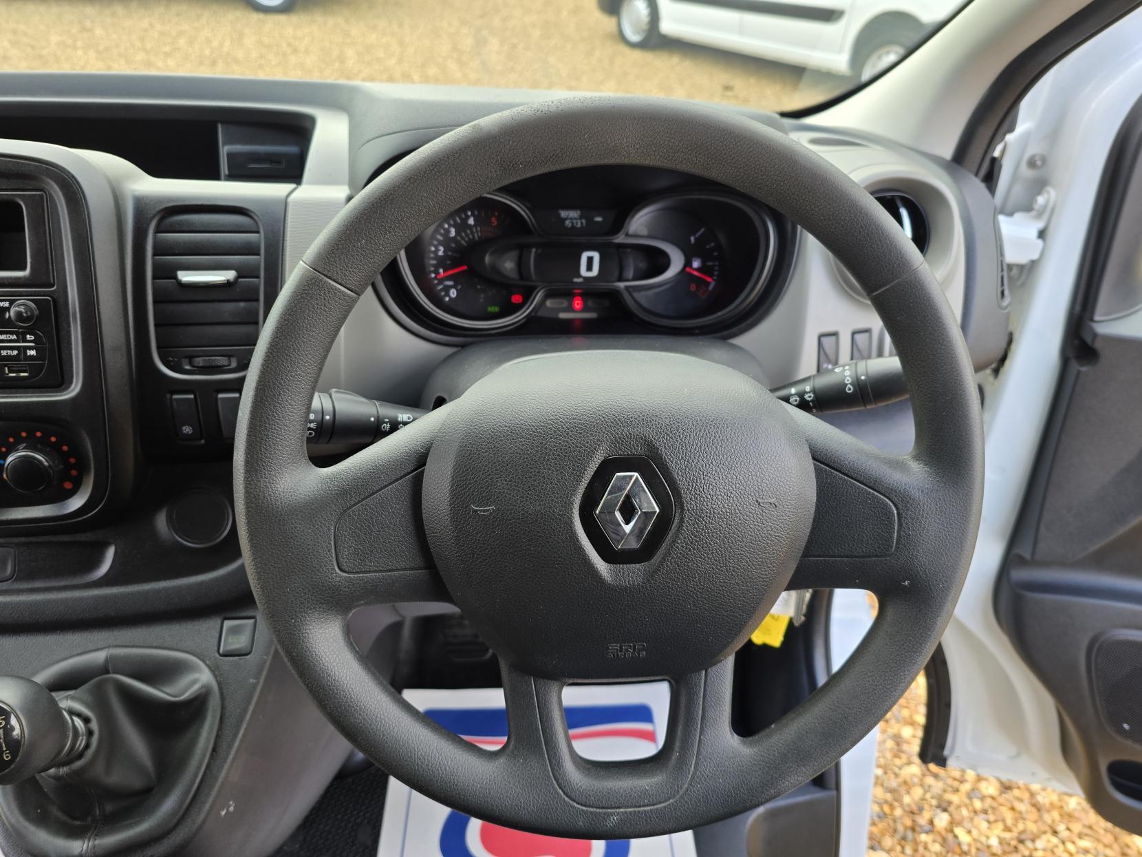 Renault Trafic 1.6 dCi ENERGY 27 Business+ Panel Van 5dr Diesel Manual SWB Standard Roof Euro 6 (s/s) (125 ps)