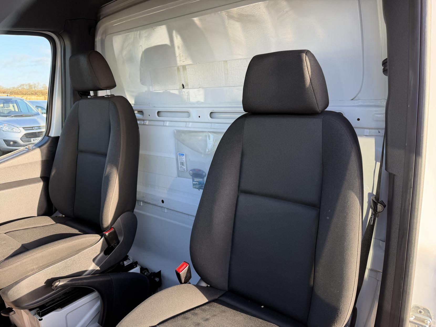 Mercedes-Benz Sprinter 2.1 Progressive Chassis Cab LCV (2018 - )