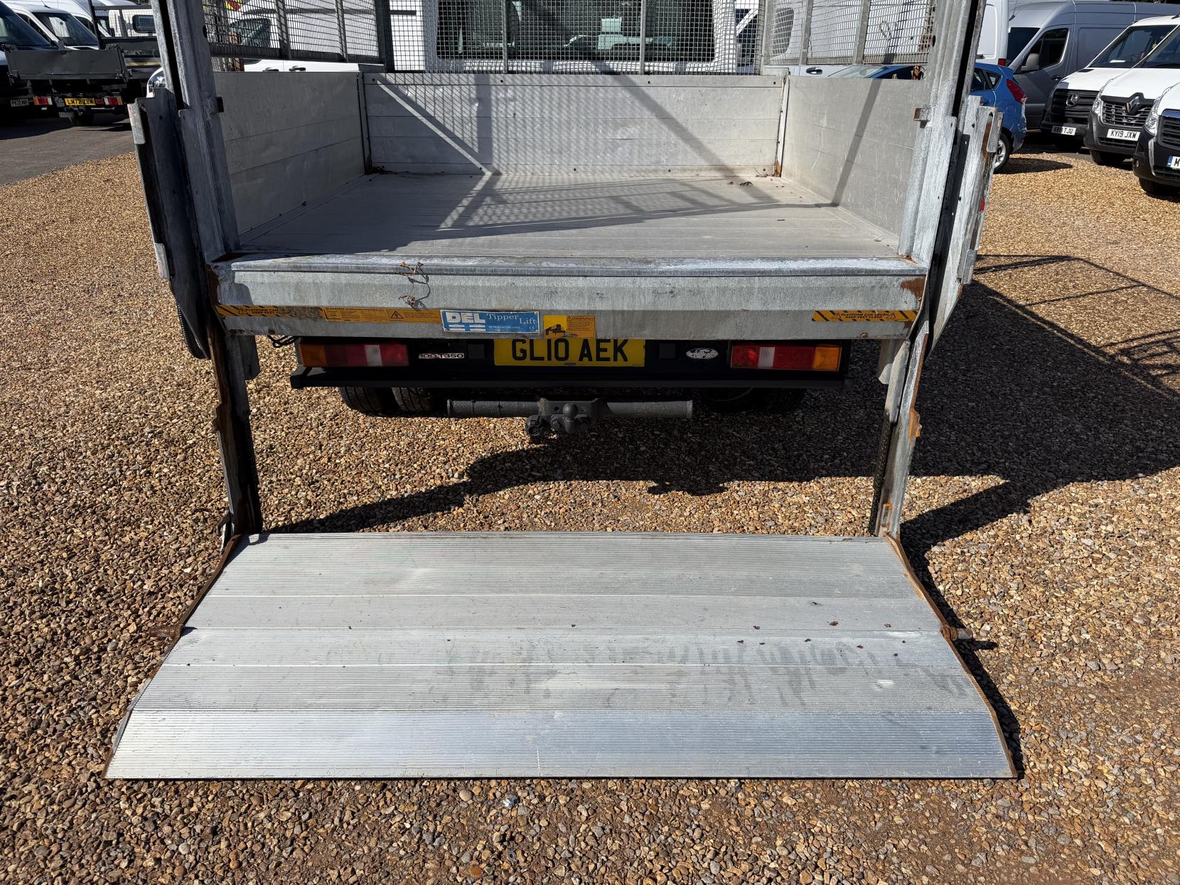 2010 Ford Transit 2.4 TDCi 350 Duratorq Chassis Cab 4dr Diesel Manual RWD L3 (DRW, DPF, 6Spd) (98 bhp) - Thumbnail 55