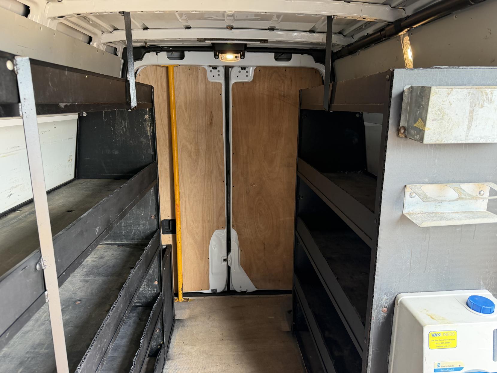 2019 Mercedes-Benz Sprinter 2.1 316 CDI Panel Van 5dr Diesel G-Tronic+ RWD L2 H2 Euro 6 (163 ps) - Thumbnail 26