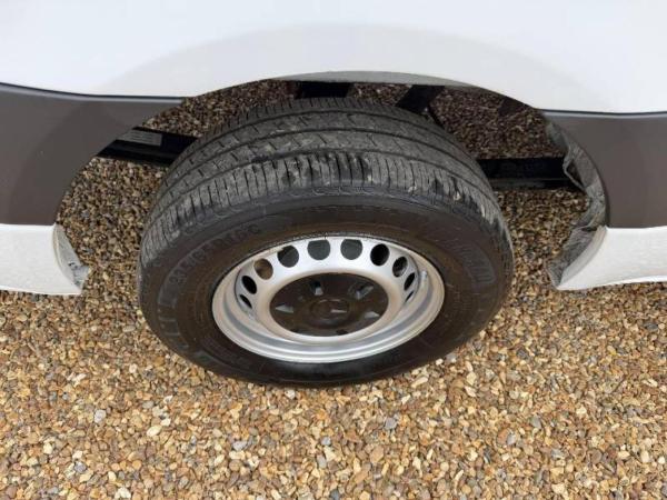 2019 Mercedes-Benz Sprinter 2.1 316 CDI Panel Van 5dr Diesel G-Tronic+ RWD L2 H2 Euro 6 (163 ps) - Thumbnail 52