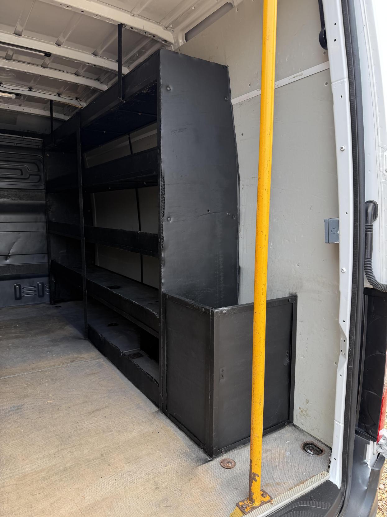 2019 Mercedes-Benz Sprinter 2.1 316 CDI Panel Van 5dr Diesel G-Tronic+ RWD L2 H2 Euro 6 (163 ps) - Thumbnail 33