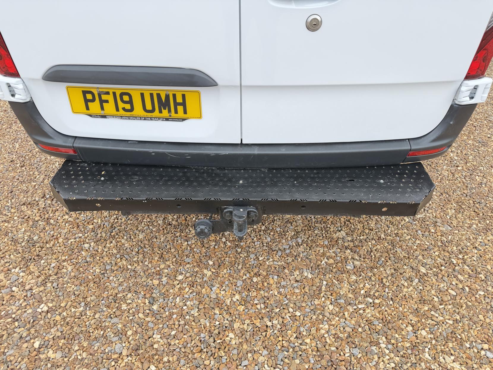 2019 Mercedes-Benz Sprinter 2.1 316 CDI Panel Van 5dr Diesel G-Tronic+ RWD L2 H2 Euro 6 (163 ps) - Thumbnail 34