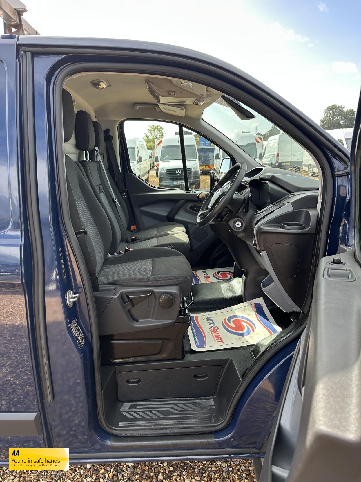Ford Transit Custom 2.2 TDCi 330 Trend Panel Van 5dr Diesel Manual L2 H1 (197 g/km, 123 bhp)