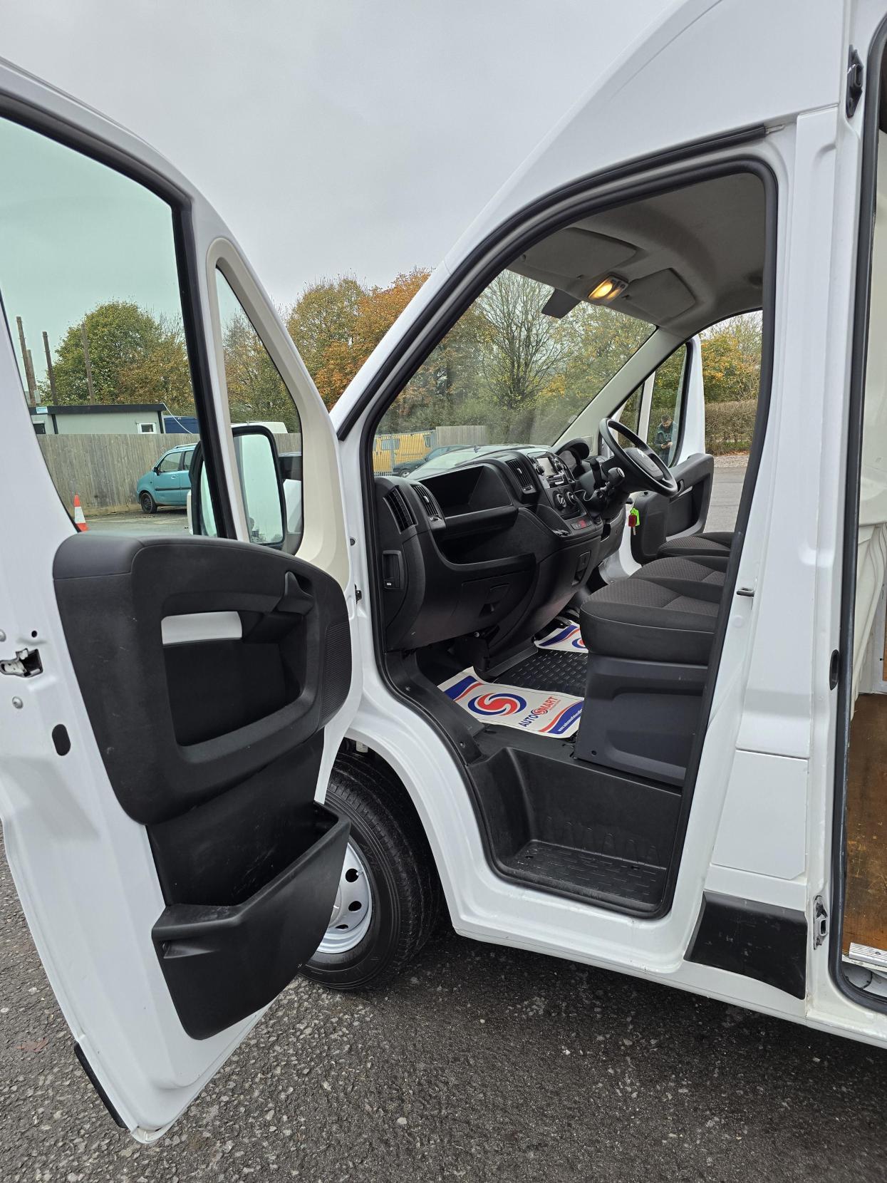 Citroen Relay 2.2 BlueHDi 35 Enterprise Panel Van 5dr Diesel Manual L3 High Roof Euro 6 (s/s) (140 ps)