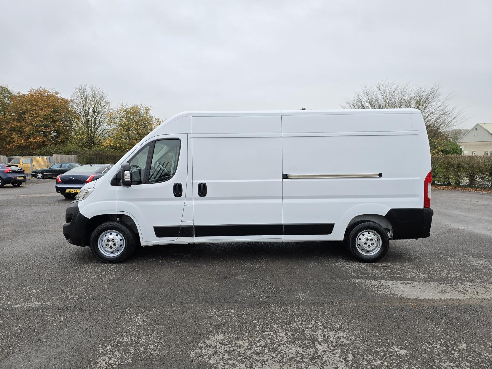 Citroen Relay 2.2 BlueHDi 35 Enterprise Panel Van 5dr Diesel Manual L3 High Roof Euro 6 (s/s) (140 ps)