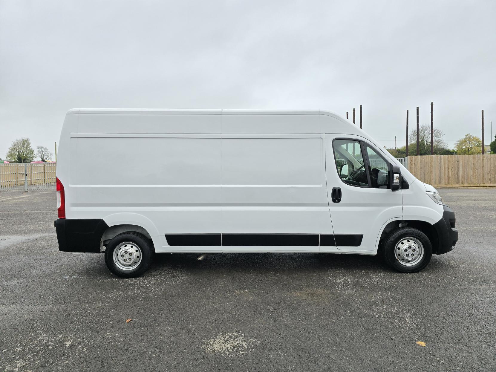 Citroen Relay 2.2 BlueHDi 35 Enterprise Panel Van 5dr Diesel Manual L3 High Roof Euro 6 (s/s) (140 ps)