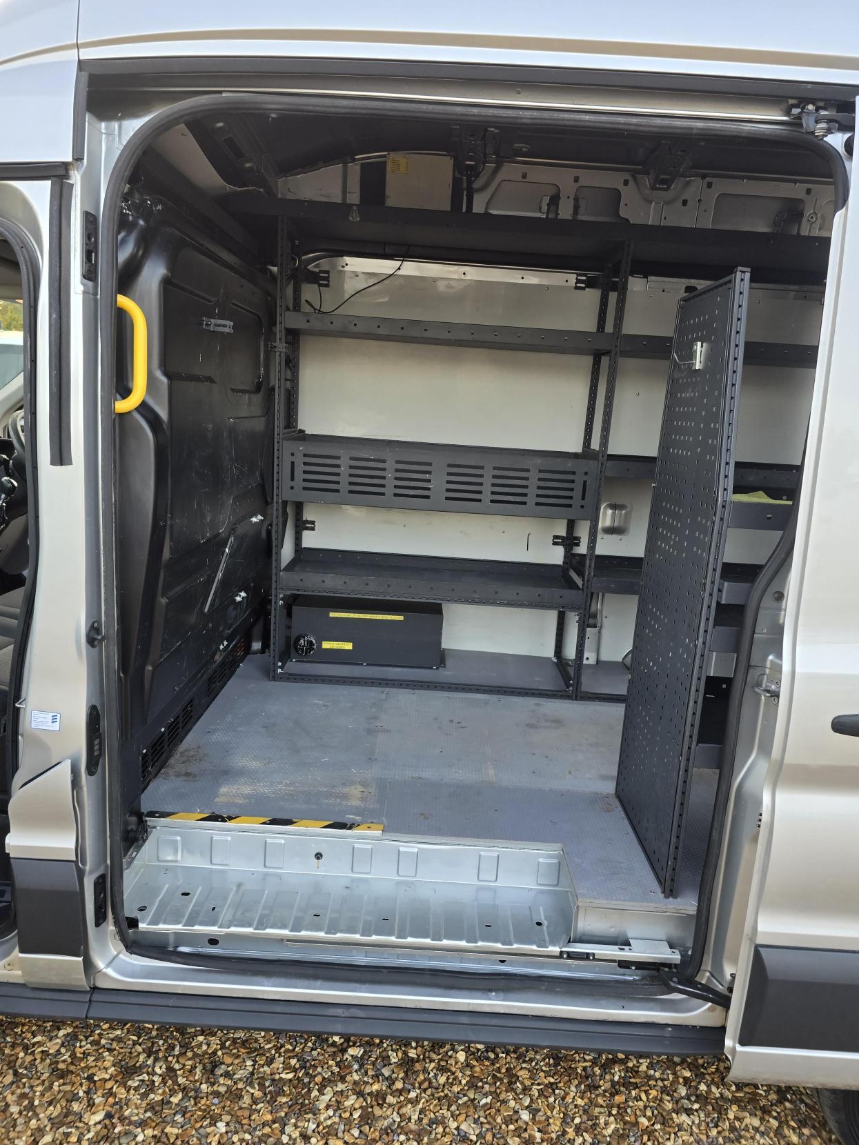 Ford Transit 2.2 TDCi 350 Panel Van 5dr Diesel Manual RWD L2 H3 Euro 5 (155 ps)