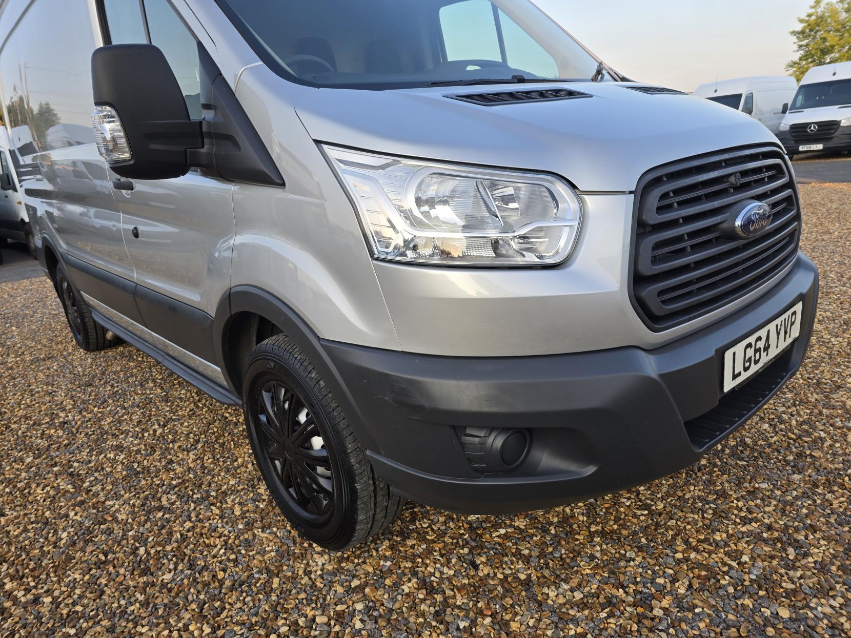 Ford Transit 2.2 TDCi 350 Panel Van 5dr Diesel Manual RWD L2 H3 Euro 5 (155 ps)