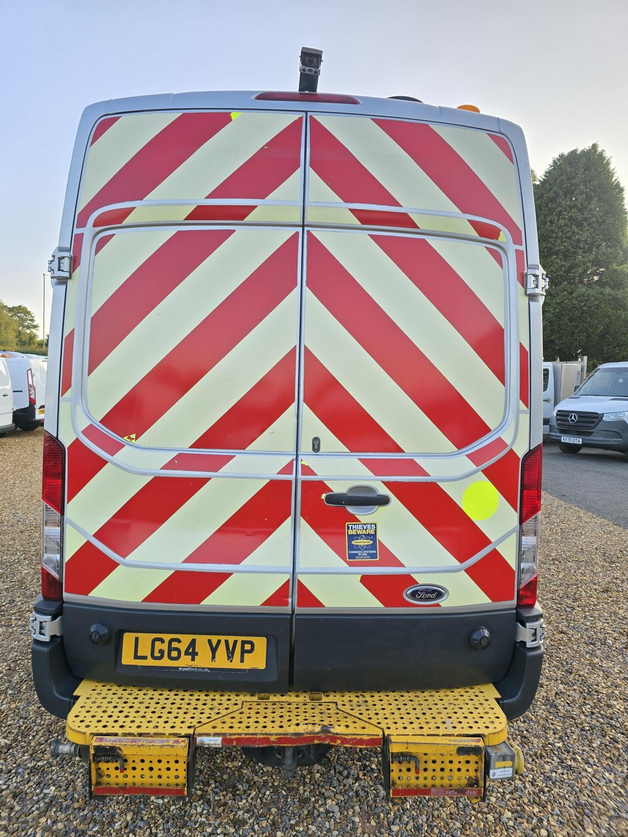 Ford Transit 2.2 TDCi 350 Panel Van 5dr Diesel Manual RWD L2 H3 Euro 5 (155 ps)