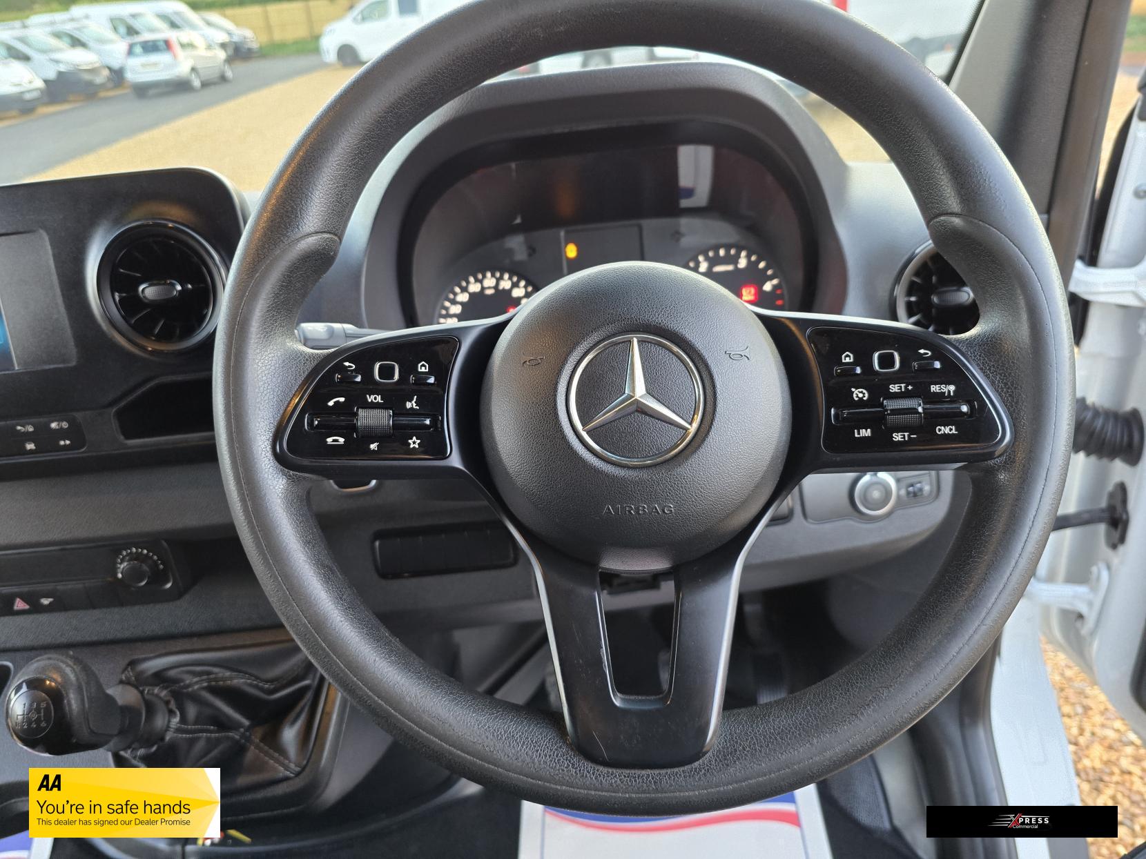 Mercedes-Benz Sprinter Sprinter 2.1 311 CDI Panel Van 5dr Diesel Manual RWD L3 H2 Euro 6 (114 ps)