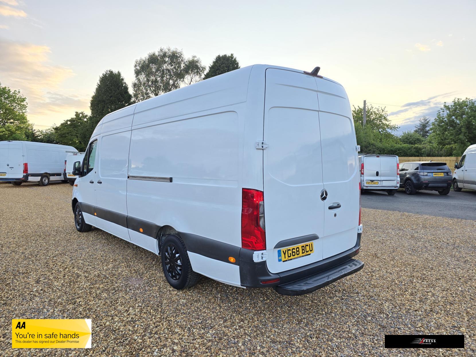Mercedes-Benz Sprinter Sprinter 2.1 311 CDI Panel Van 5dr Diesel Manual RWD L3 H2 Euro 6 (114 ps)