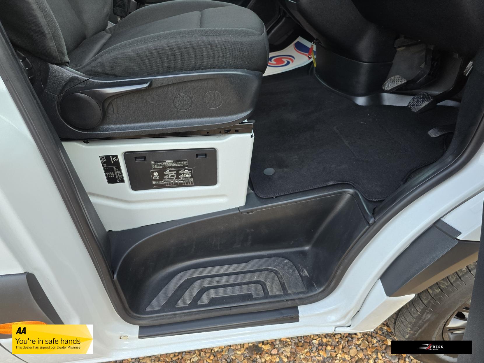 Mercedes-Benz Sprinter Sprinter 2.1 311 CDI Panel Van 5dr Diesel Manual RWD L3 H2 Euro 6 (114 ps)