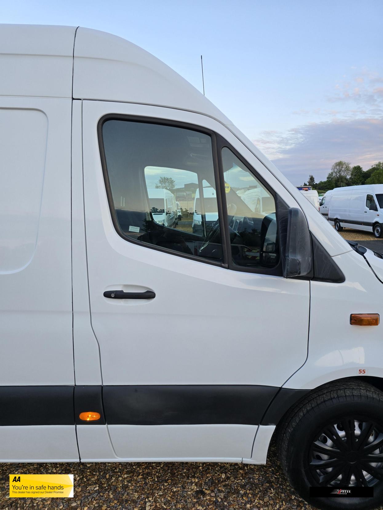 Mercedes-Benz Sprinter Sprinter 2.1 311 CDI Panel Van 5dr Diesel Manual RWD L3 H2 Euro 6 (114 ps)