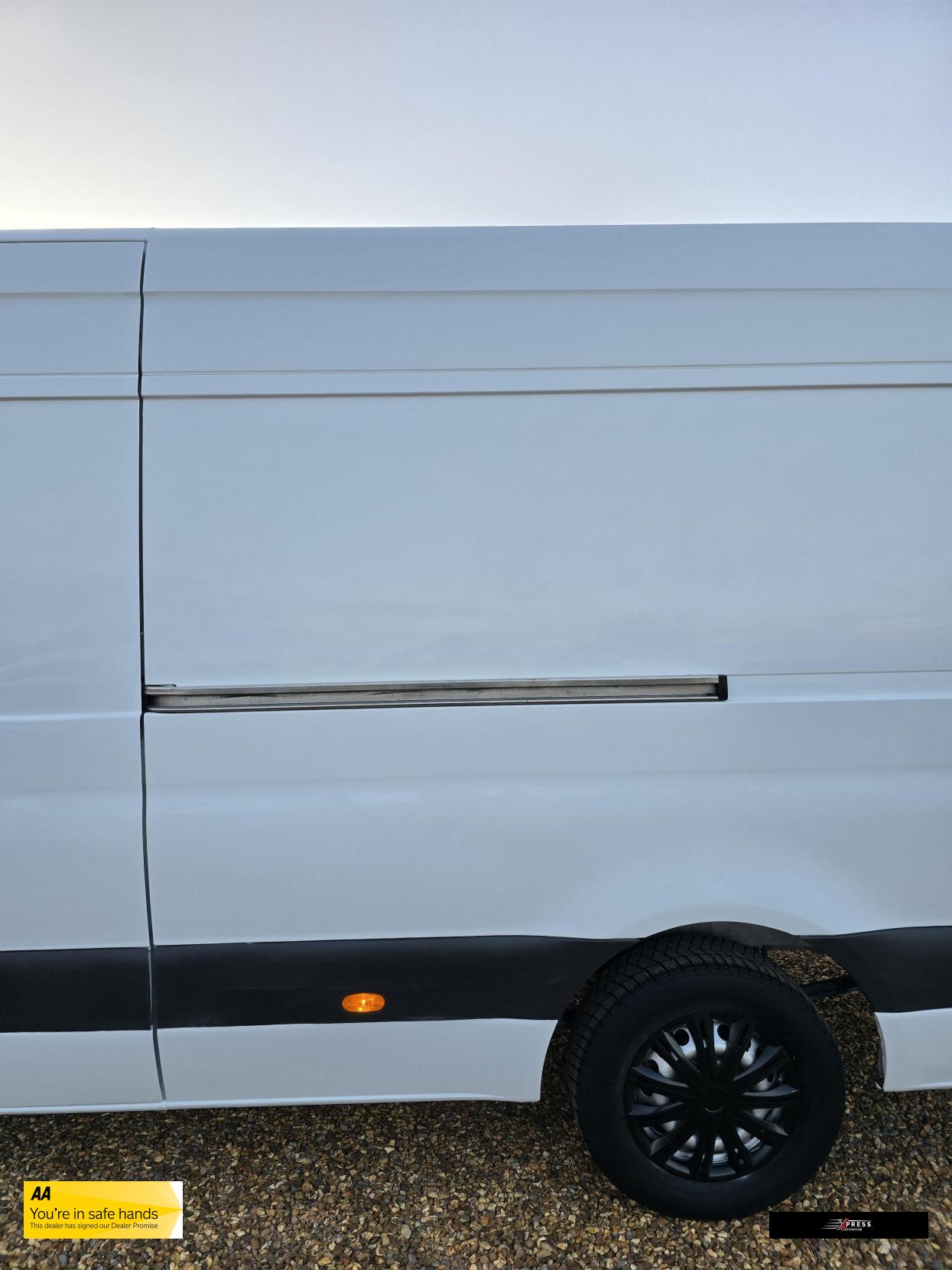 Mercedes-Benz Sprinter Sprinter 2.1 311 CDI Panel Van 5dr Diesel Manual RWD L3 H2 Euro 6 (114 ps)