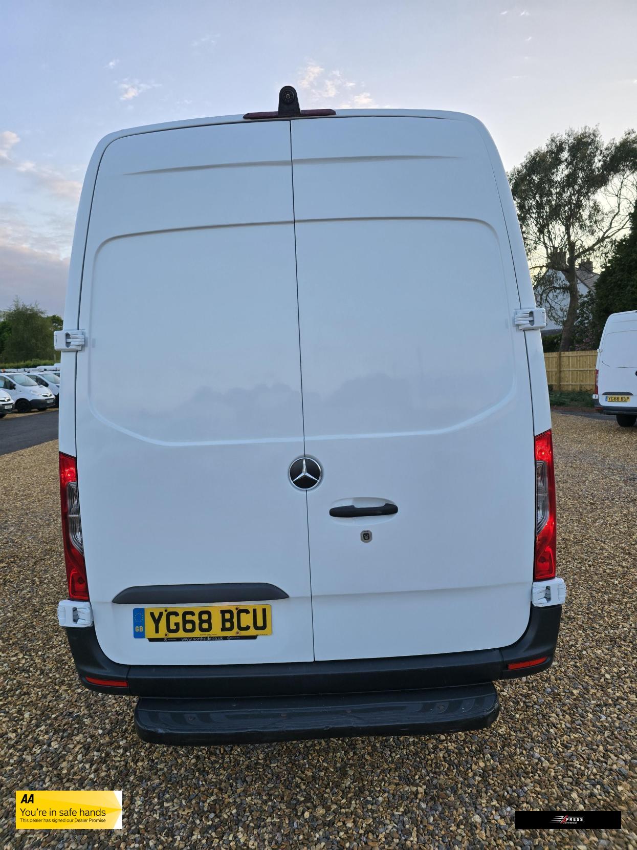 Mercedes-Benz Sprinter Sprinter 2.1 311 CDI Panel Van 5dr Diesel Manual RWD L3 H2 Euro 6 (114 ps)