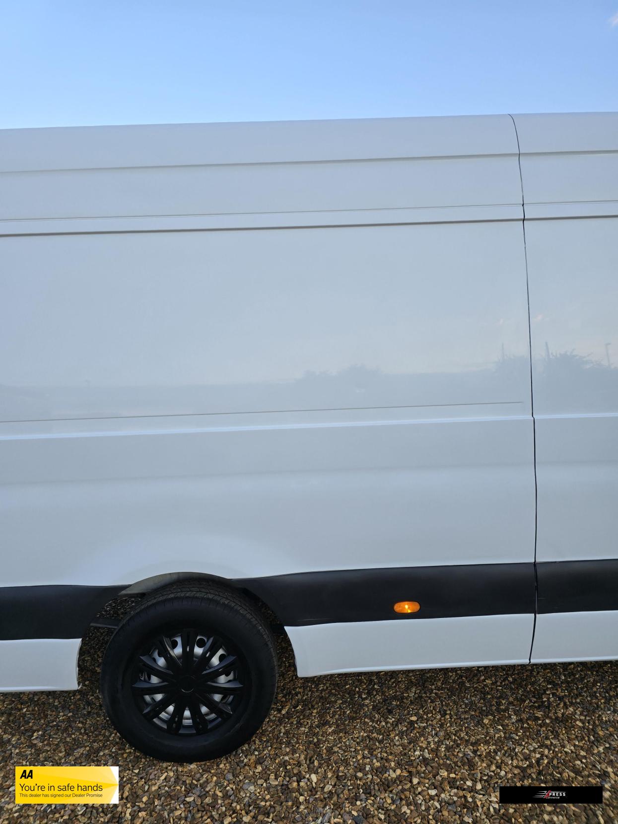 Mercedes-Benz Sprinter Sprinter 2.1 311 CDI Panel Van 5dr Diesel Manual RWD L3 H2 Euro 6 (114 ps)