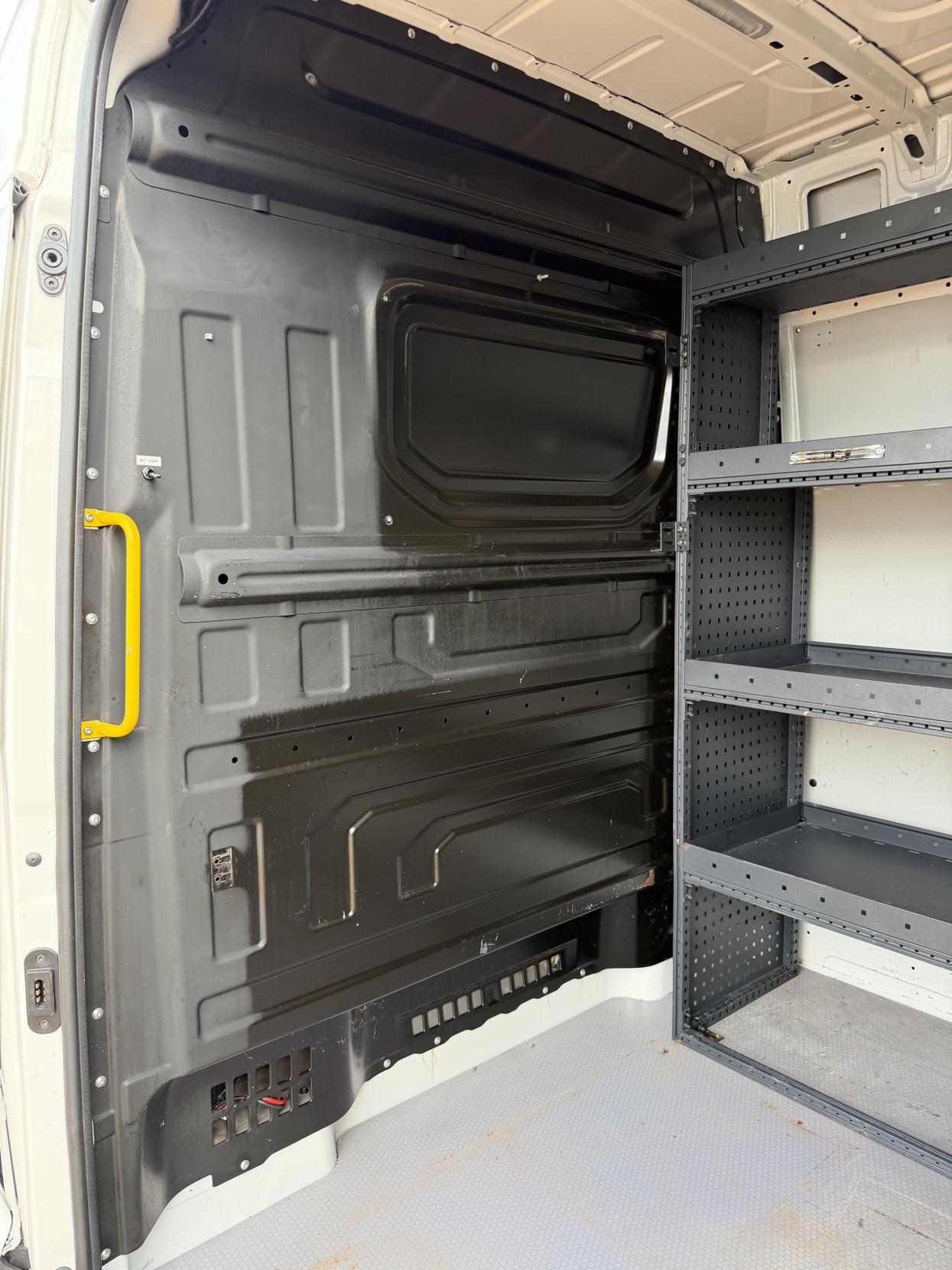 2018 Volkswagen Crafter 2.0 TDI CR35 BlueMotion Tech Startline Panel Van 5dr Diesel Manual FWD MWB High Roof Euro 6 (s/s) (140 ps) - Thumbnail 30