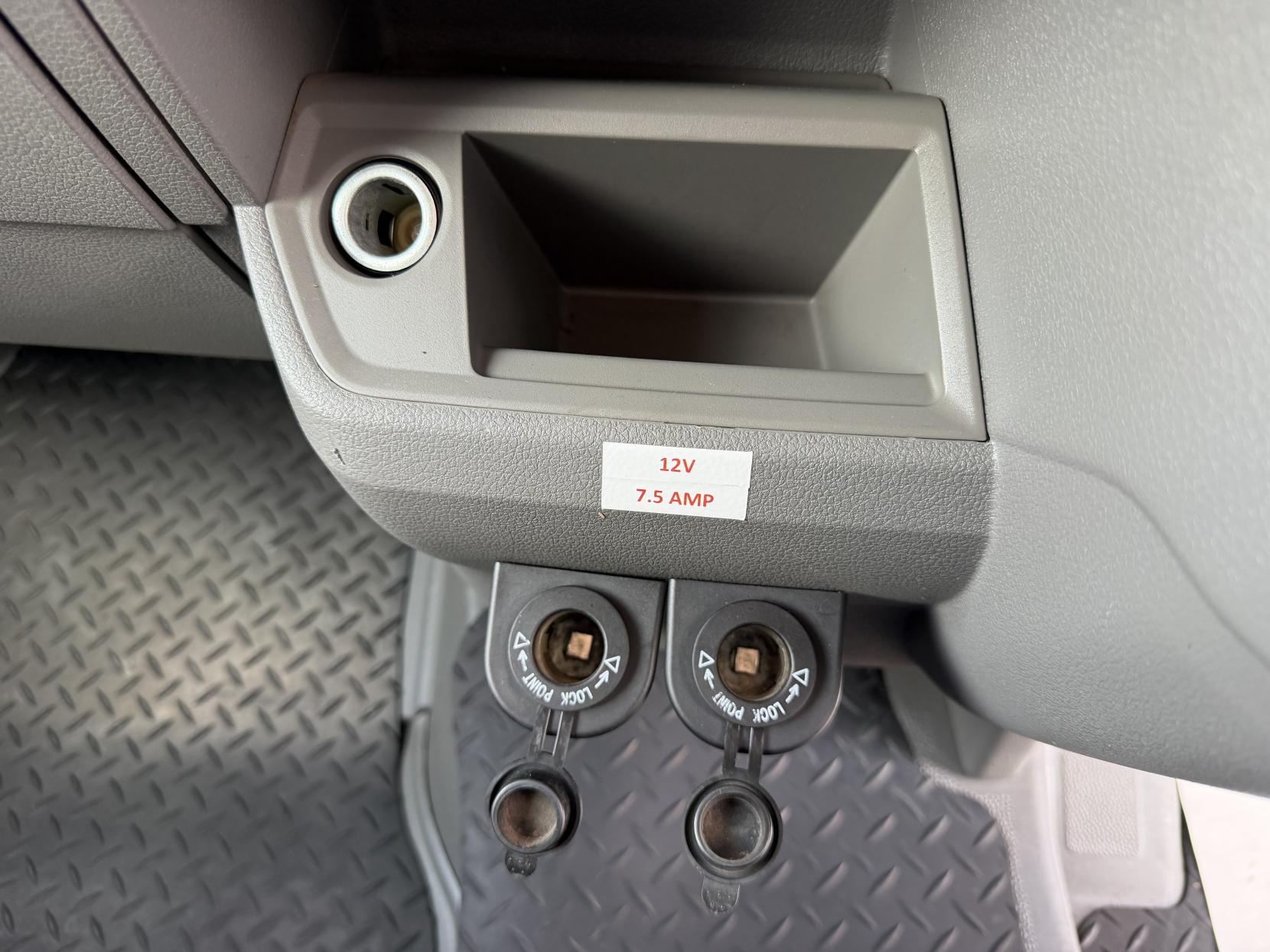 2018 Volkswagen Crafter 2.0 TDI CR35 BlueMotion Tech Startline Panel Van 5dr Diesel Manual FWD MWB High Roof Euro 6 (s/s) (140 ps) - Thumbnail 25