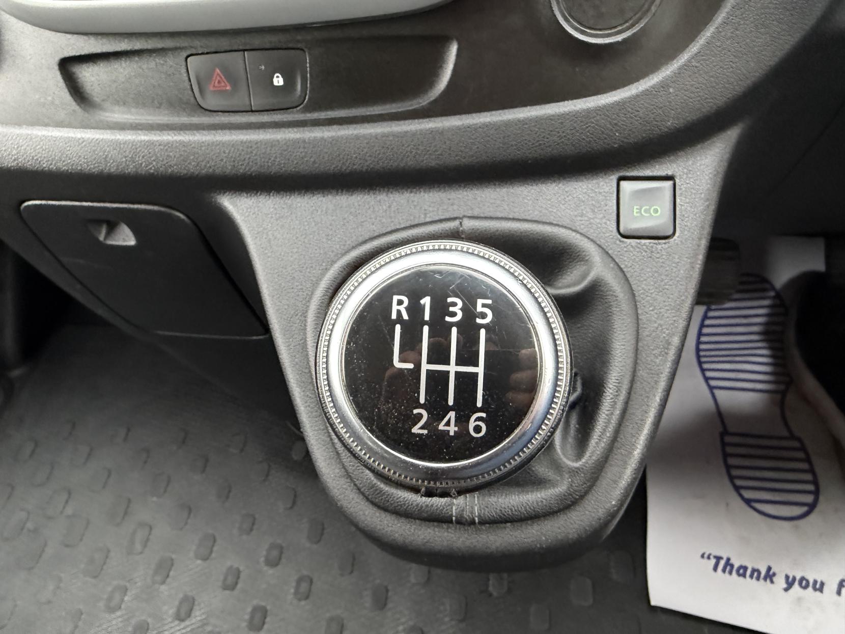 Renault Trafic 2.0 dCi ENERGY 30 Sport Nav Crew Van Double Cab 6dr Diesel Manual LWB Euro 6 (s/s) (145 ps)