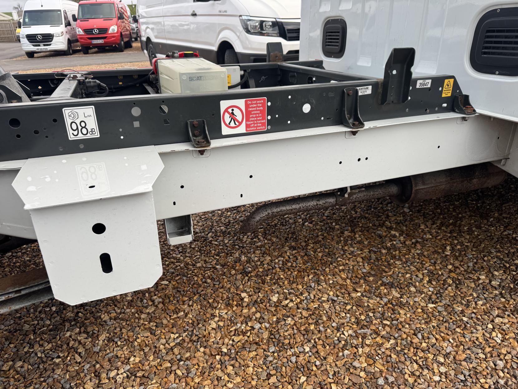 Renault Master 2.3 dCi 35 Business Tipper 2dr Diesel Manual RWD MWB Euro 5 (TRW) (125 ps)