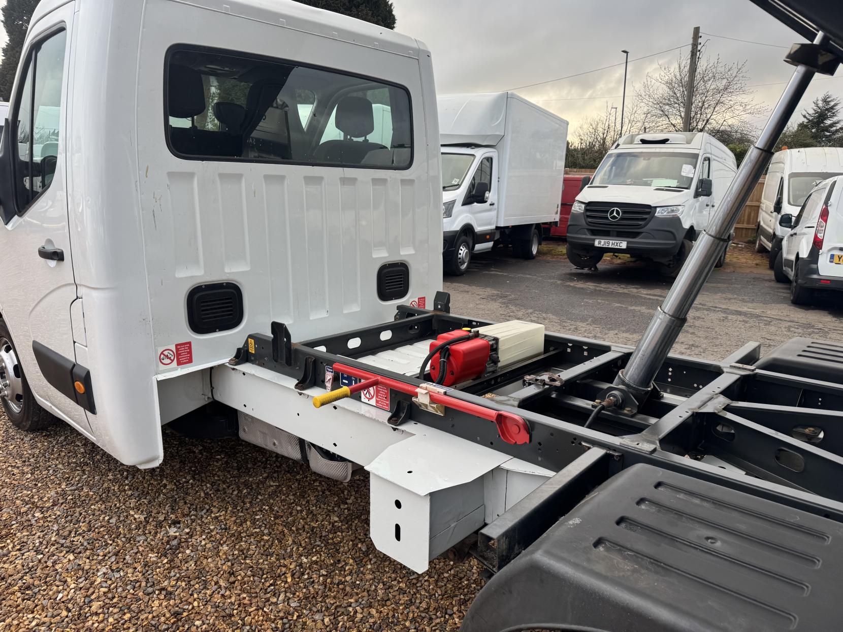 Renault Master 2.3 dCi 35 Business Tipper 2dr Diesel Manual RWD MWB Euro 5 (TRW) (125 ps)