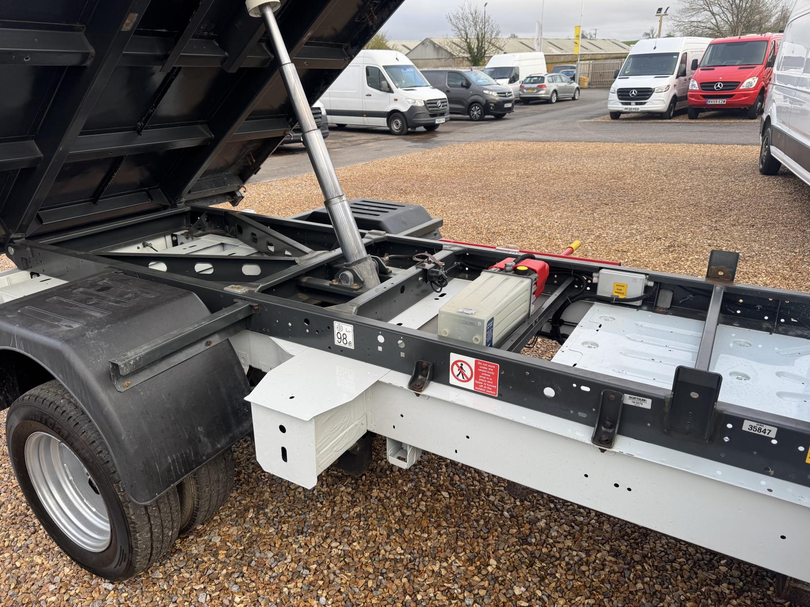 Renault Master 2.3 dCi 35 Business Tipper 2dr Diesel Manual RWD MWB Euro 5 (TRW) (125 ps)