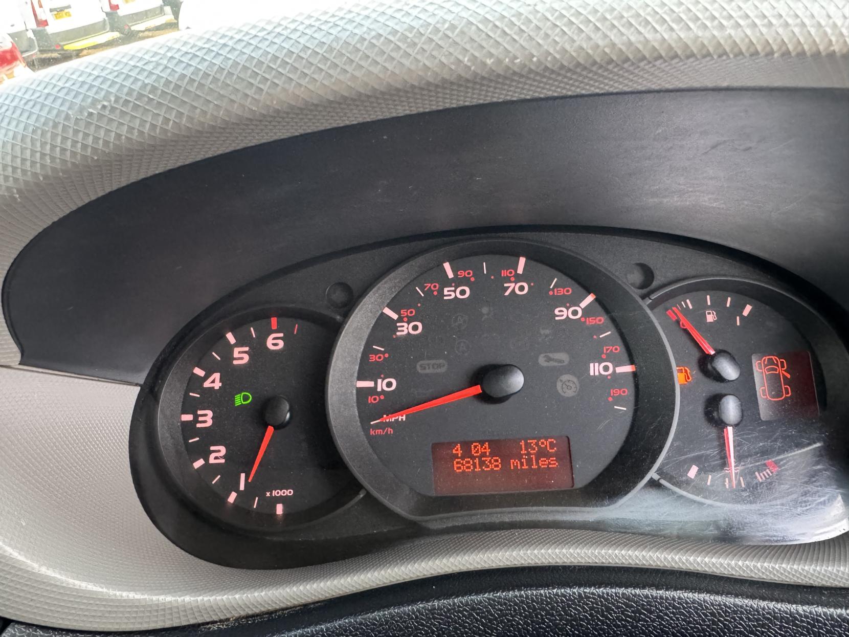 Renault Master 2.3 dCi 35 Business Tipper 2dr Diesel Manual RWD MWB Euro 5 (TRW) (125 ps)