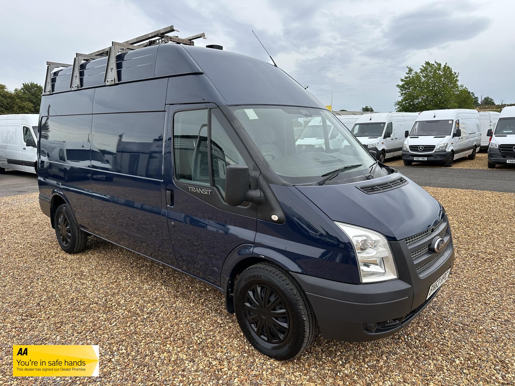 Ford Transit 2.2 TDCi 350 Panel Van 3dr Diesel Manual FWD L2 H3 (209 g/km, 123 bhp)