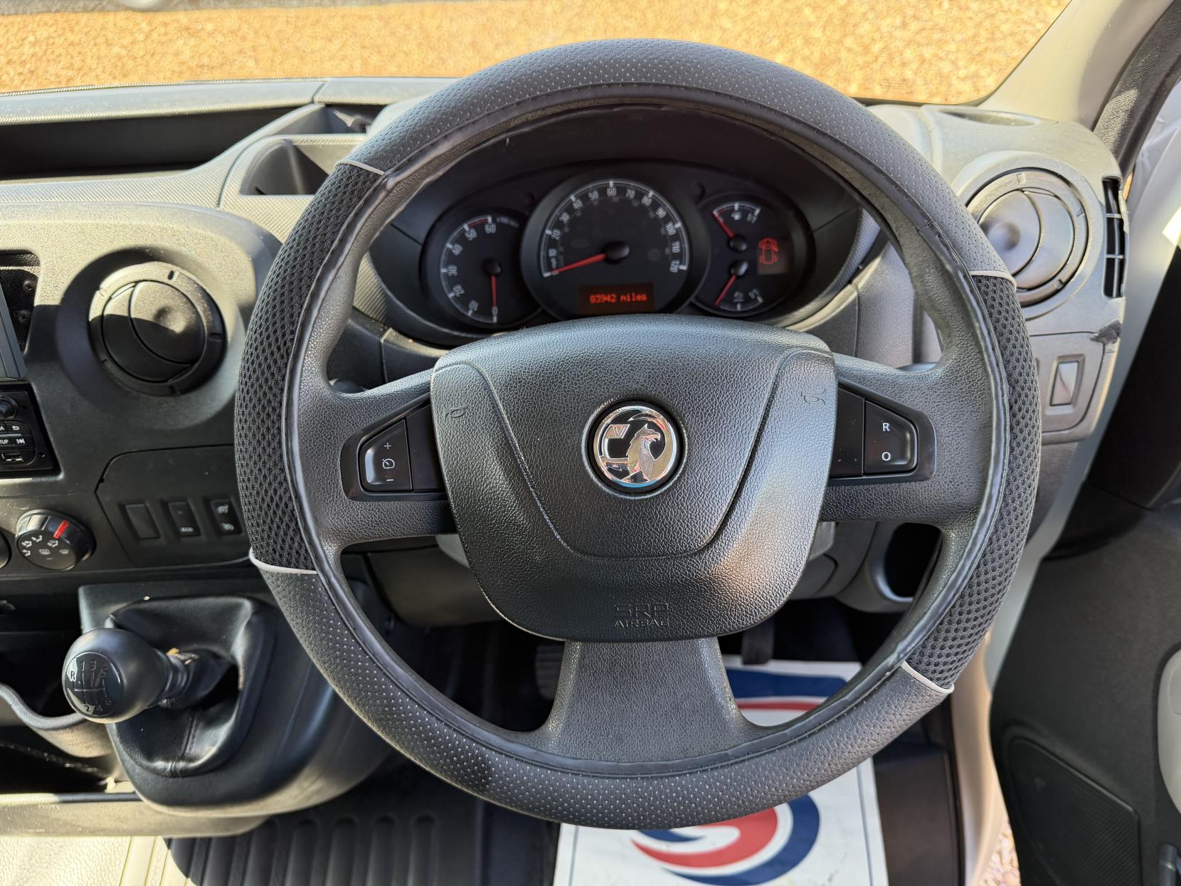 Vauxhall Movano 2.3 CDTi 3500 Panel Van 5dr Diesel Manual FWD L2 H2 Euro 6 (130 ps)