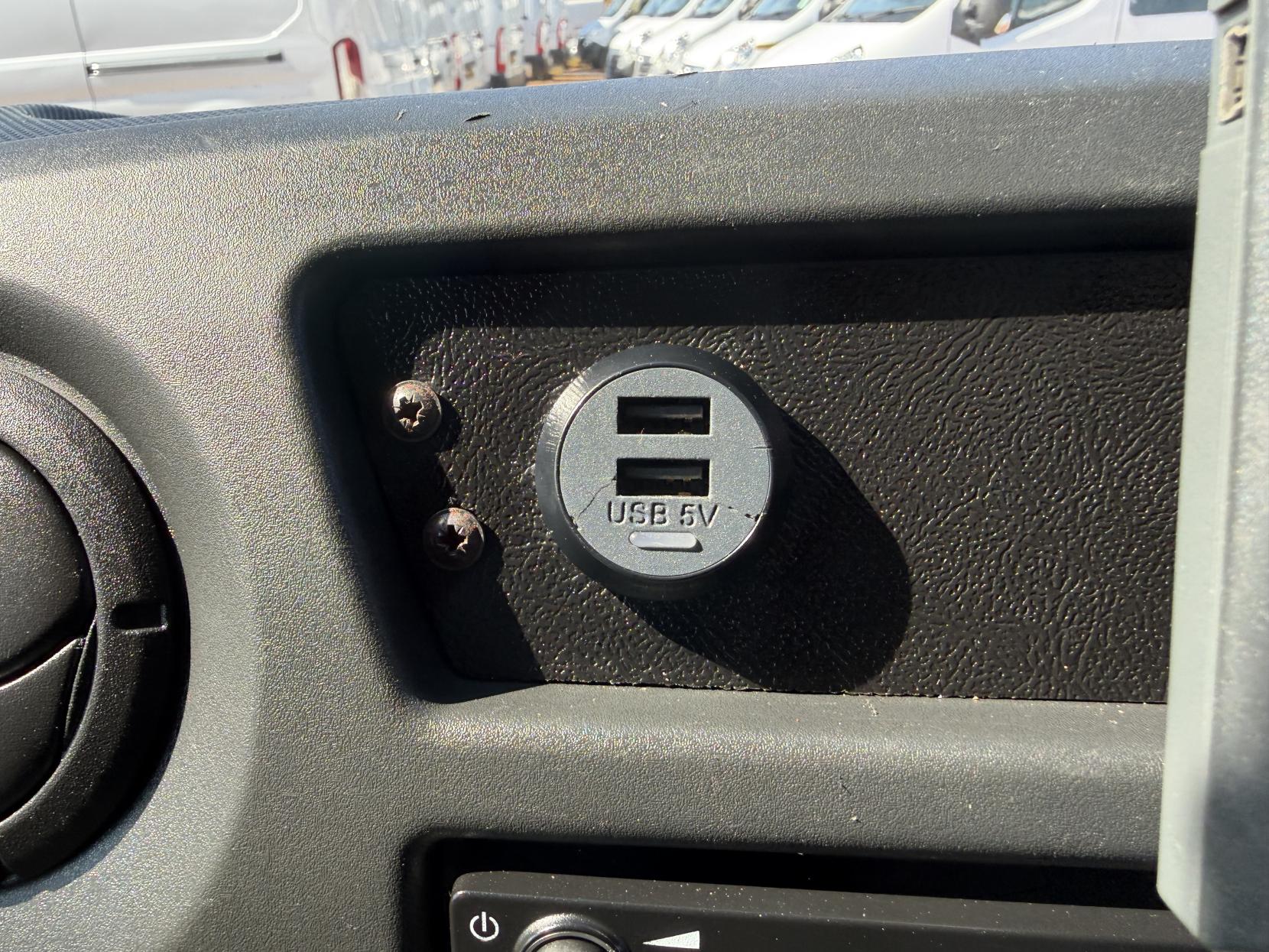 Vauxhall Movano 2.3 CDTi 3500 Panel Van 5dr Diesel Manual FWD L2 H2 Euro 6 (130 ps)