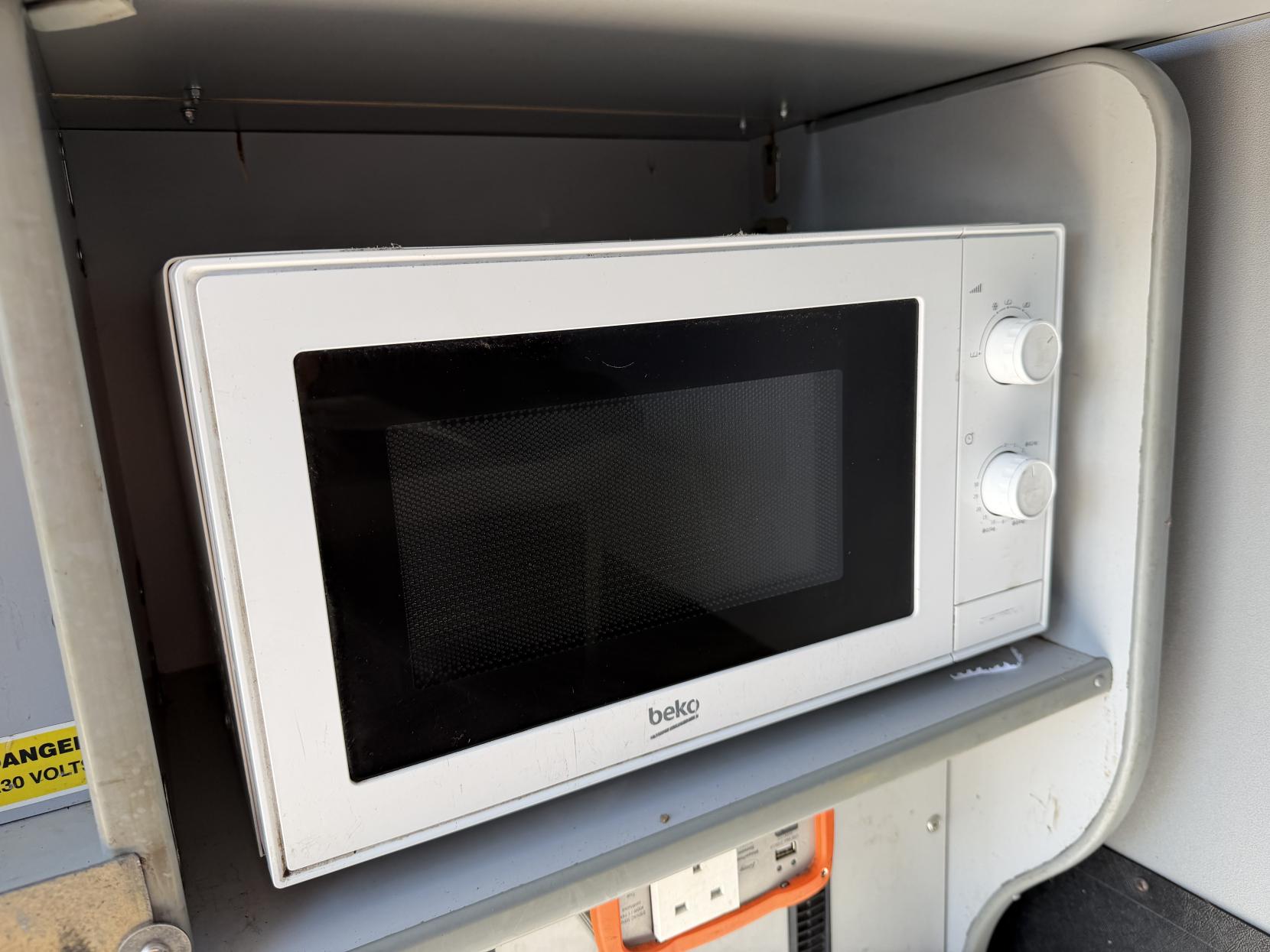 Vauxhall Movano 2.3 CDTi 3500 Panel Van 5dr Diesel Manual FWD L2 H2 Euro 6 (130 ps)