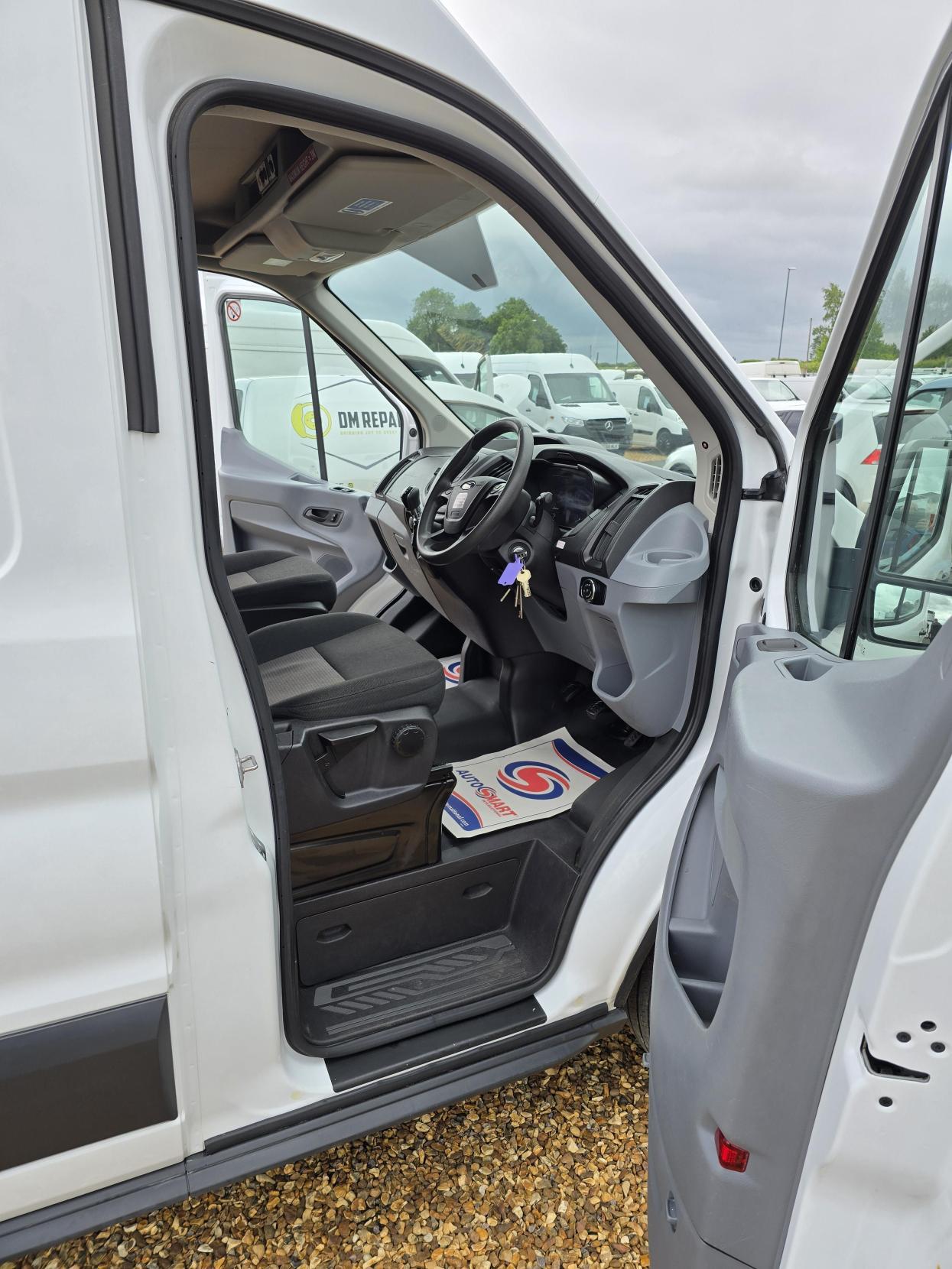 Ford Transit 2.0 350 EcoBlue Panel Van 5dr Diesel Manual FWD L2 H3 Euro 6 (130 ps)