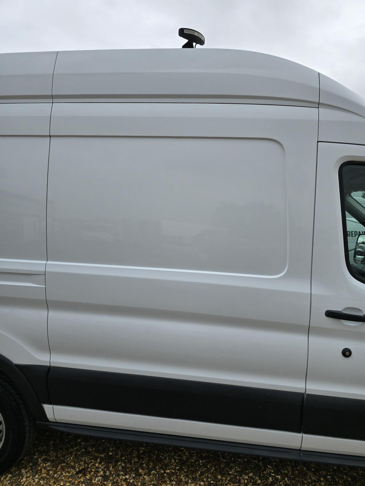 Ford Transit 2.0 350 EcoBlue Panel Van 5dr Diesel Manual FWD L2 H3 Euro 6 (130 ps)