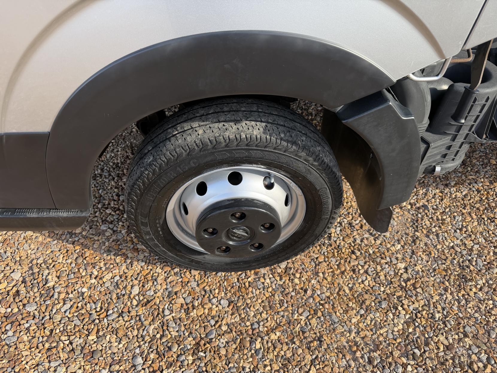 2014 Nissan NT400 Cabstar 2.5 dCi 35.14 Tipper 2dr Diesel Manual L1 H1 (238 g/km, 136 bhp) - Thumbnail 53
