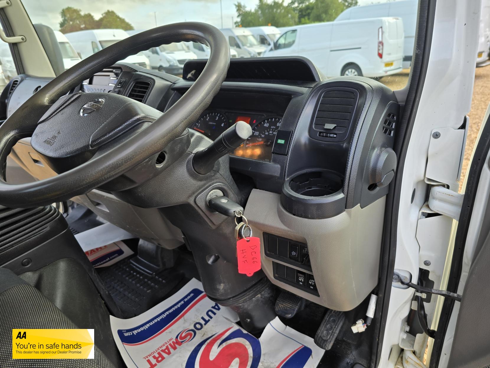 Nissan NT400 Cabstar 3.0 dCi 35.13 Tipper 2dr Diesel Manual L1 Euro 6 (130 ps)