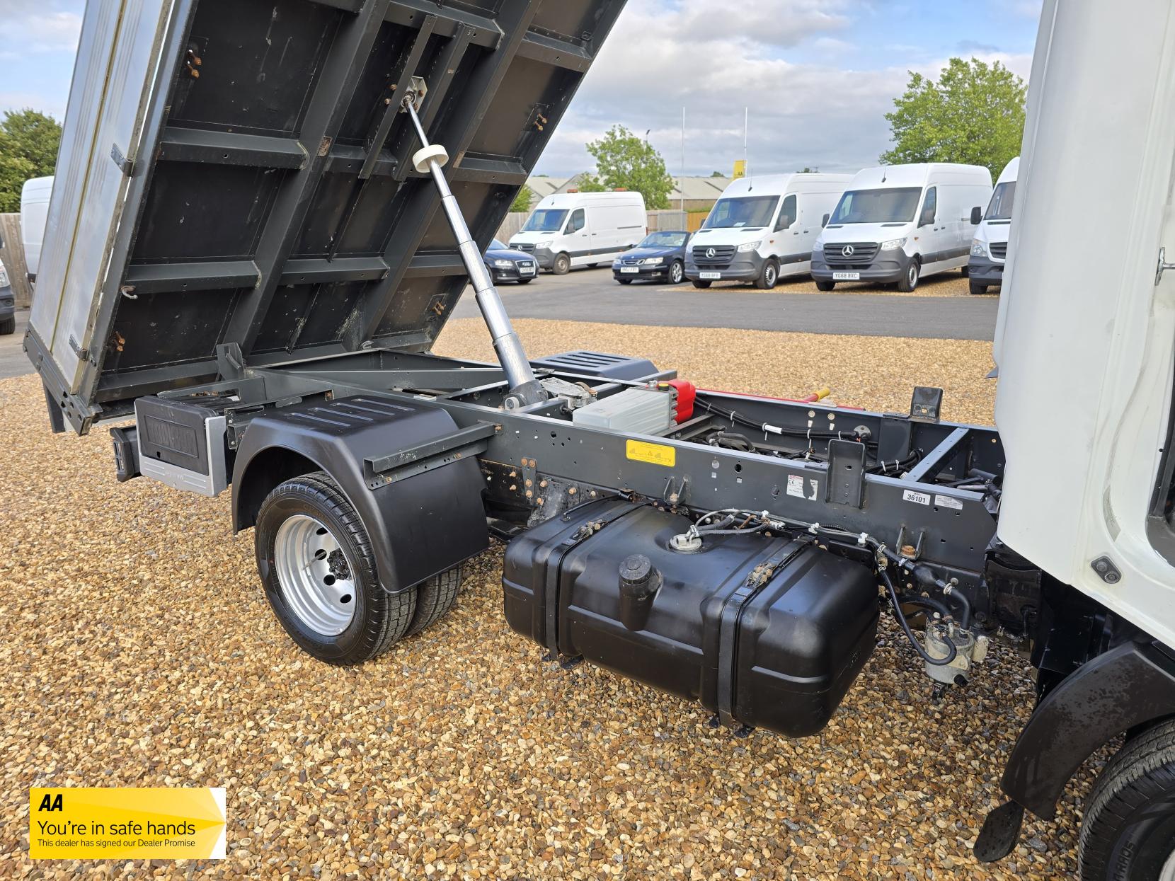 Nissan NT400 Cabstar 3.0 dCi 35.13 Tipper 2dr Diesel Manual L1 Euro 6 (130 ps)