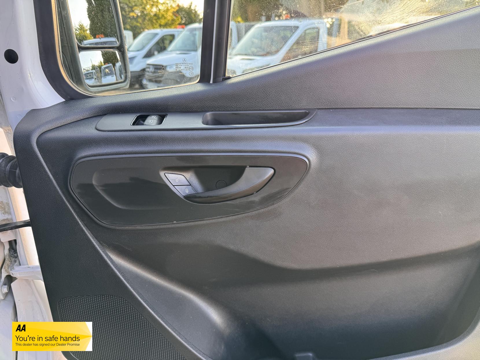 Mercedes-Benz Sprinter 2.1 311 CDI Panel Van 5dr Diesel Manual RWD L3 H2 Euro 6 (114 ps)