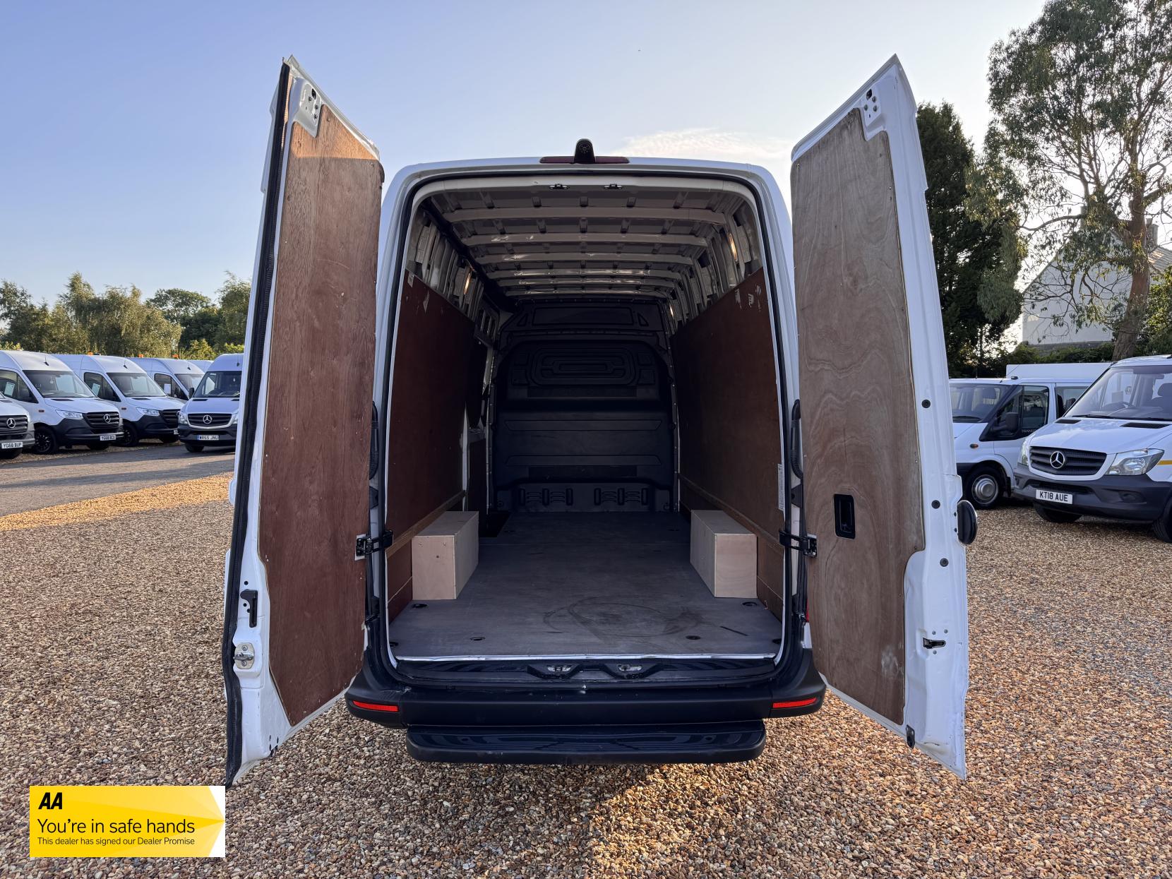 Mercedes-Benz Sprinter 2.1 311 CDI Panel Van 5dr Diesel Manual RWD L3 H2 Euro 6 (114 ps)