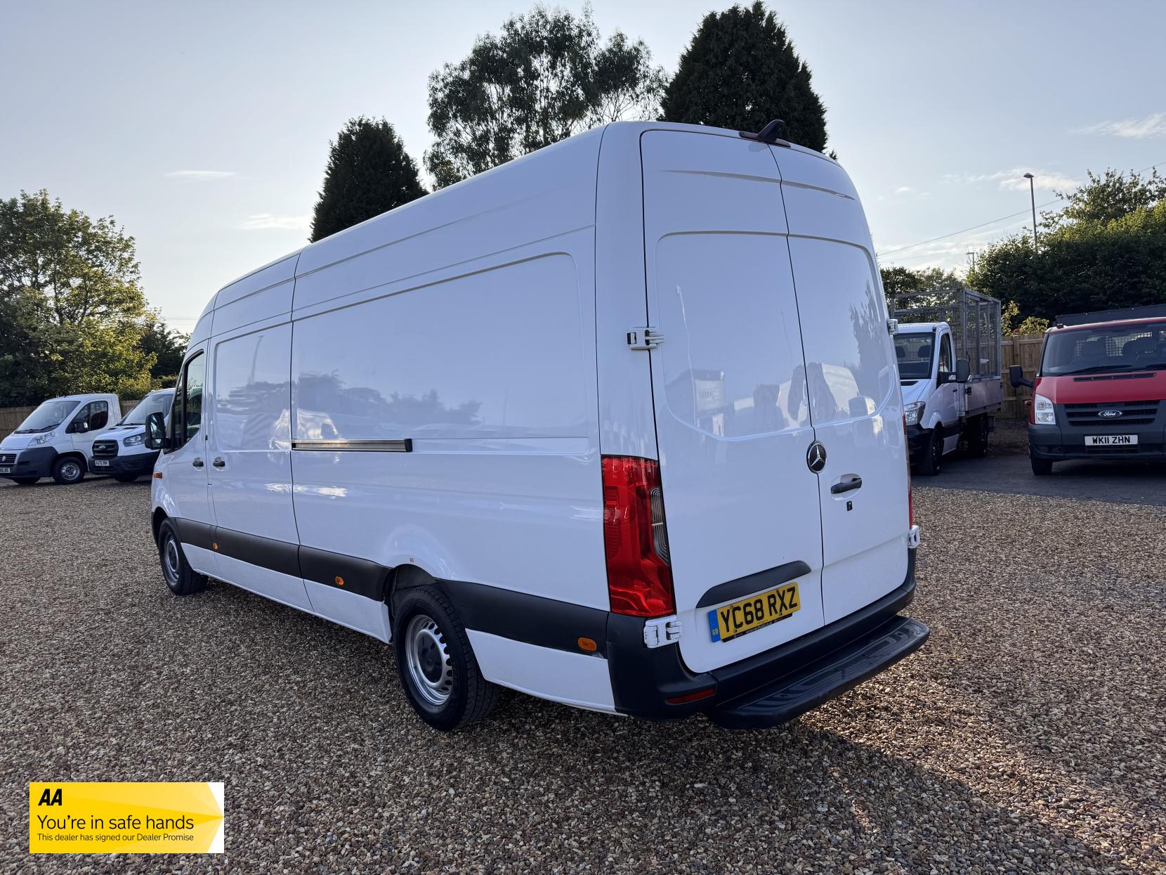 Mercedes-Benz Sprinter 2.1 311 CDI Panel Van 5dr Diesel Manual RWD L3 H2 Euro 6 (114 ps)