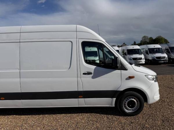 2019 Mercedes-Benz Sprinter 2.1 311 CDI Panel Van 5dr Diesel Manual RWD L3 H2 Euro 6 (114 ps) - Thumbnail 13