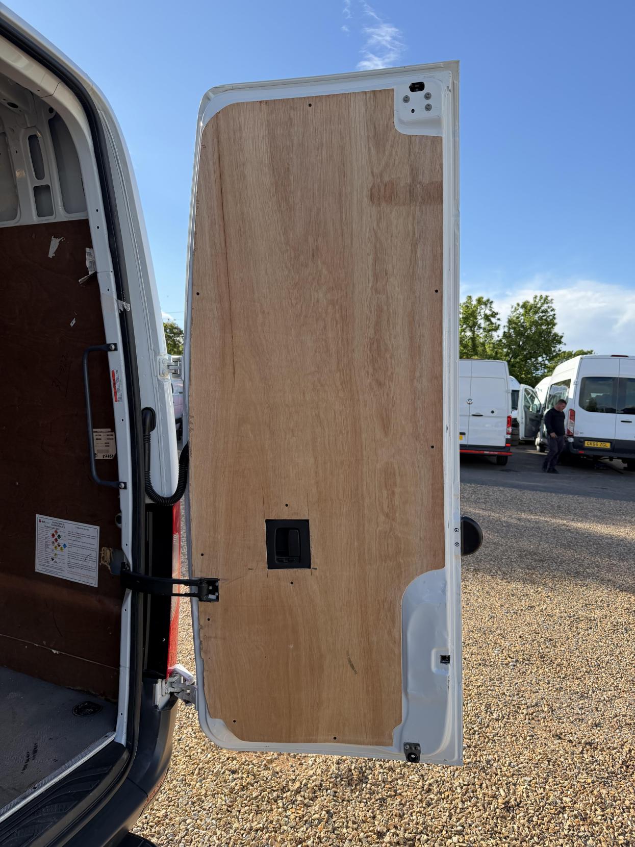 2019 Mercedes-Benz Sprinter 2.1 311 CDI Panel Van 5dr Diesel Manual RWD L3 H2 Euro 6 (114 ps) - Thumbnail 36
