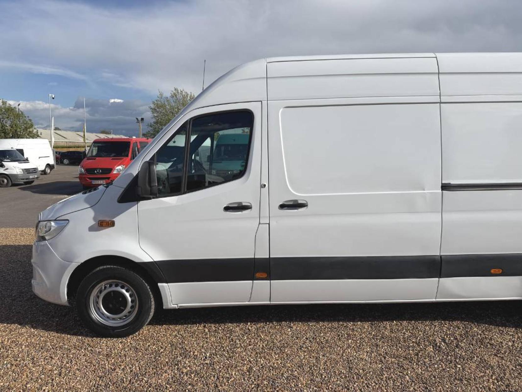 2019 Mercedes-Benz Sprinter 2.1 311 CDI Panel Van 5dr Diesel Manual RWD L3 H2 Euro 6 (114 ps) - Thumbnail 8