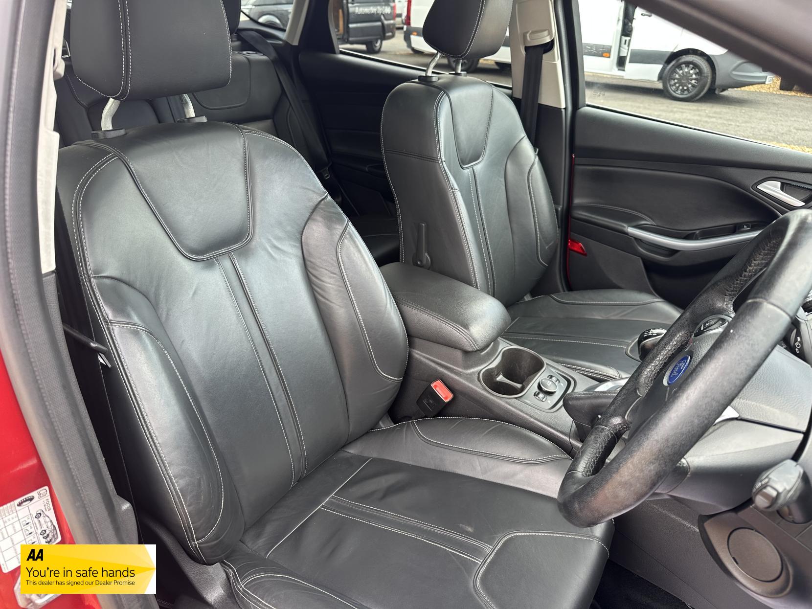 Ford Focus 1.6 TDCi Titanium X Hatchback 5dr Diesel Manual Euro 5 (s/s) (115 ps)
